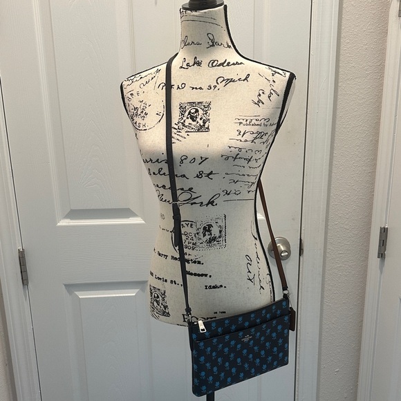 Coach Elegant Blue Crossbody Bag (IMPERFECTION) - Picture 1 of 16